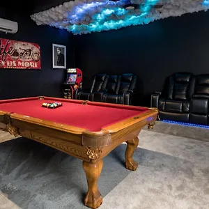 8 Bedroom Estate Near Disney World Davenport